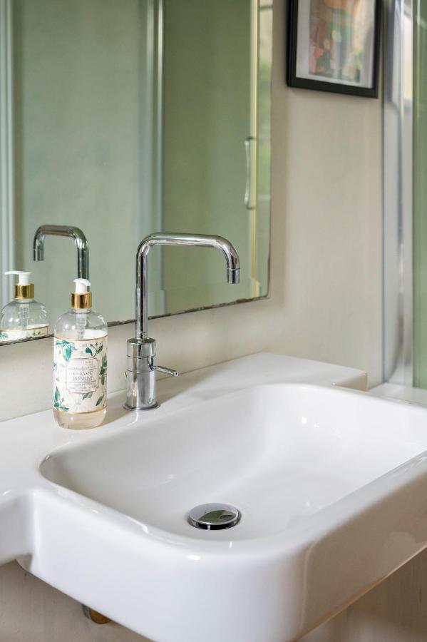 Boutique Apartment With Private Rooms And Garden Oasis Florenz Exterior foto